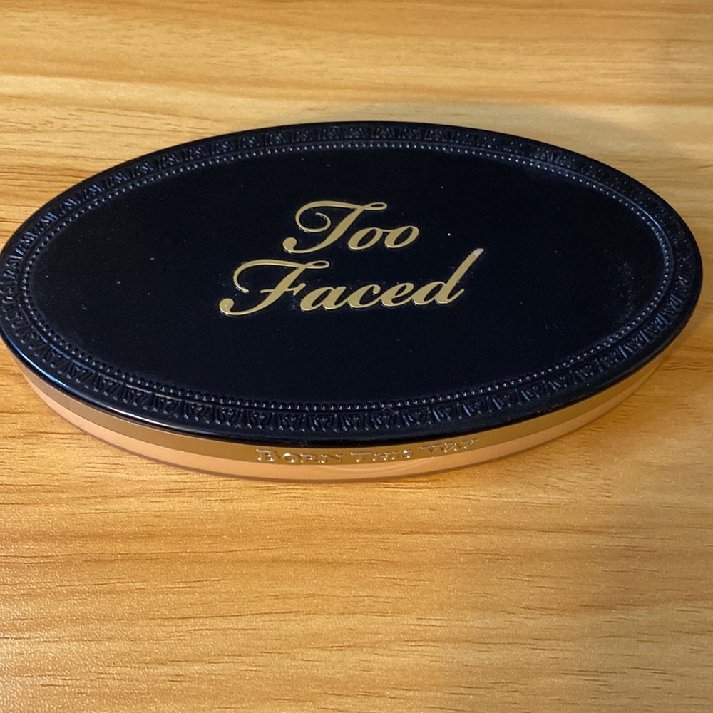 Too Faced Turn Up The Light in Medium